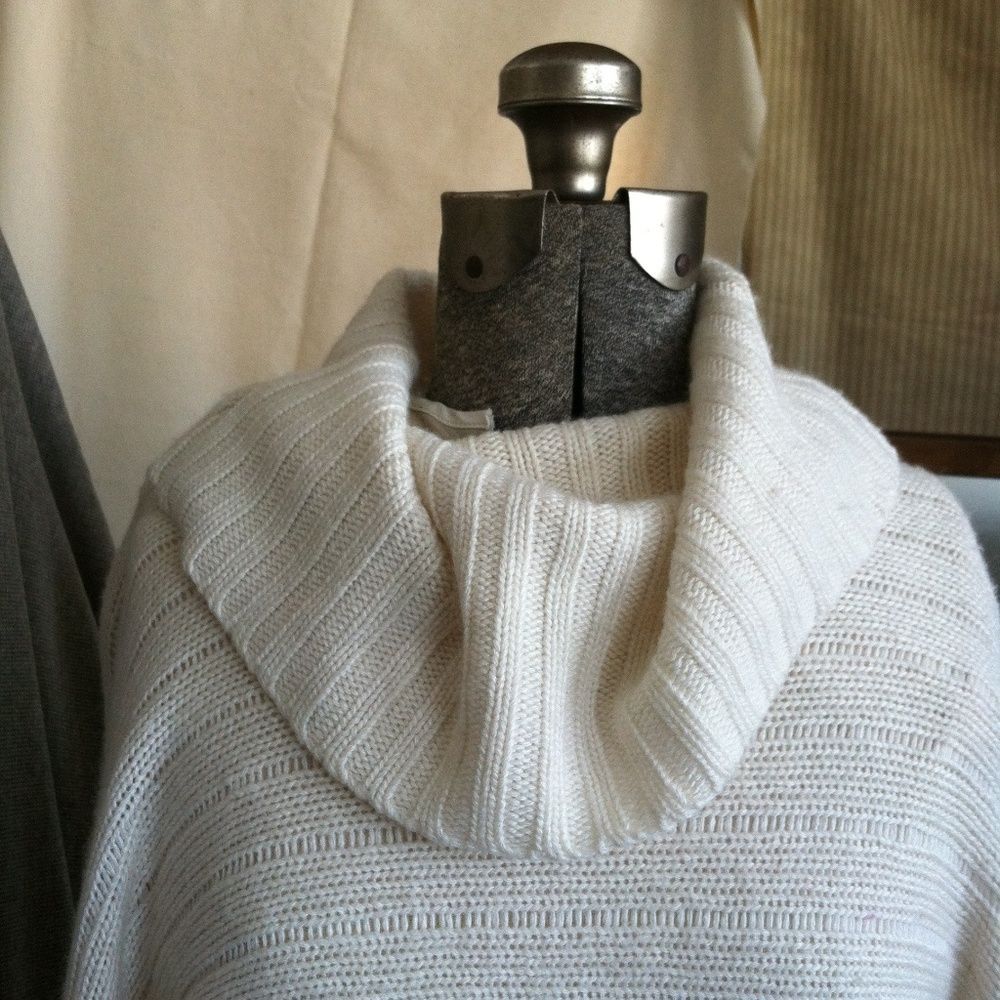 CALVIN Klein Cowel Statement Sweater - Picture 5 of 6